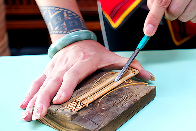 /tmp/php6ow7ti /tmp/php6ow7ti