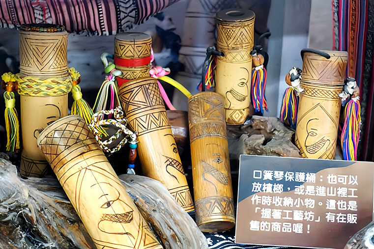 /tmp/php8fbwRe /tmp/php8fbwRe