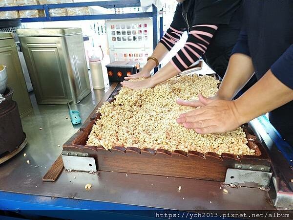 又香又甜的爆米香要蹦了喔！