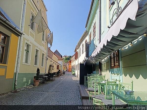 拜訪德古拉伯爵家鄉－漫步錫吉什瓦拉古城Sighisoara／