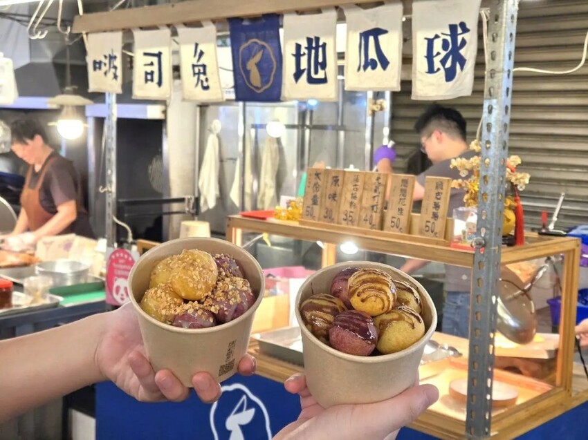 岡山黃昏市場|尚青有生食級生菜!有認證的蔬菜水果!吃的健康又安心!岡山高雄市場推薦、岡山市場推薦、岡山水果推薦、岡山蔬菜推薦 - 佛系旅遊筆記