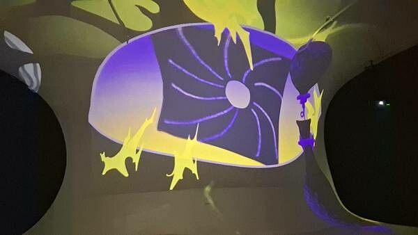 台中國家歌劇院！光之曲幕在凸凸廳免費展演，光影盛宴不容錯過