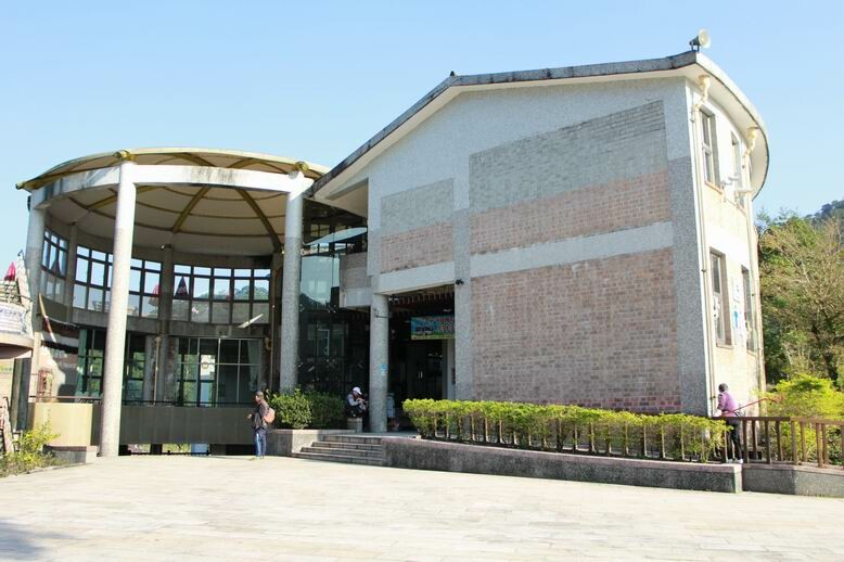 新北十分瀑布！免門票、交通便利，探訪台版尼加拉瓜瀑布、眼鏡洞瀑布最佳拍攝點