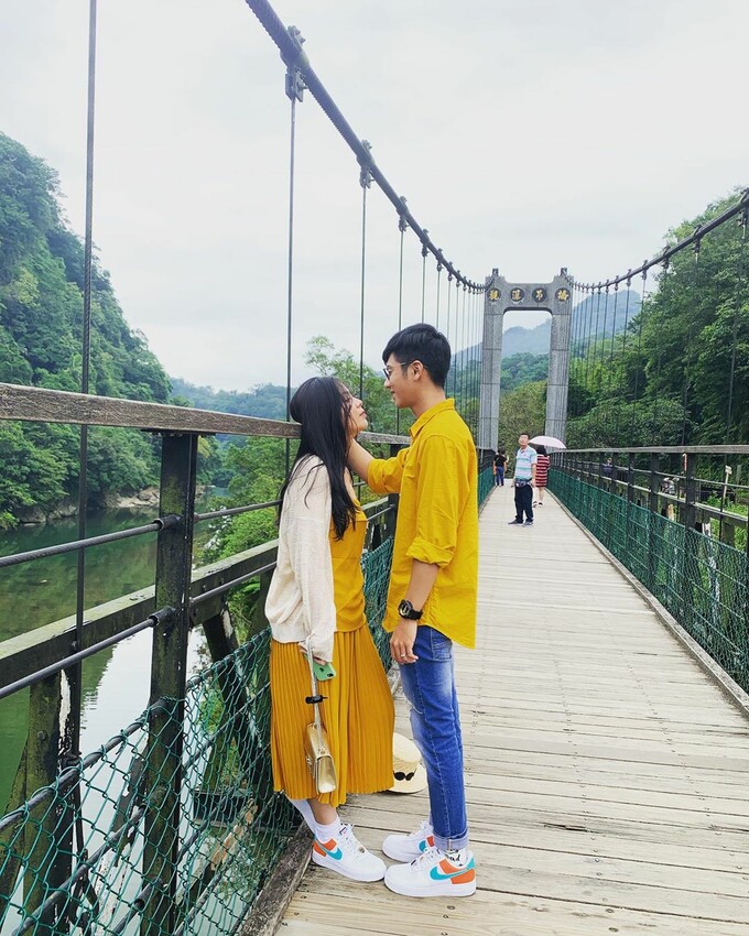 新北十分瀑布！免門票、交通便利，探訪台版尼加拉瓜瀑布、眼鏡洞瀑布最佳拍攝點