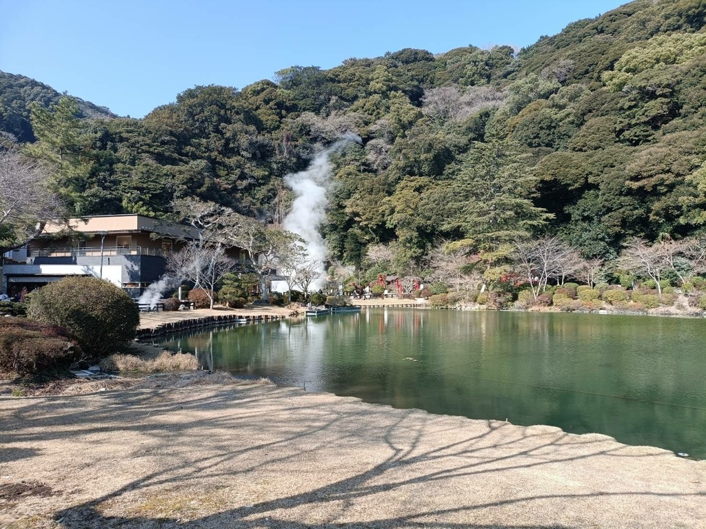 別府地獄溫泉必訪海地獄！2025九州自由行最奇特鈷藍色秘境，鬼石坊主地獄探索指南