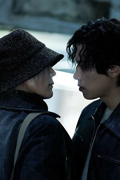 5-《聖母殺手》劇照_李慧英&金聖喆_副本