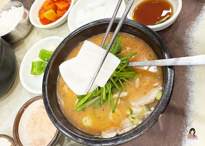 【釜山美食】松亭3代豬肉湯飯 附菜單,傳承70年不敗美味,2