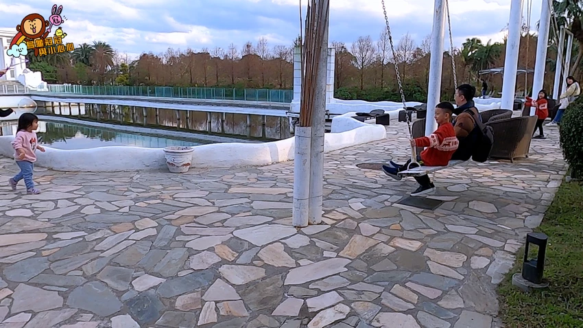 宜蘭縣冬山鄉歐風城堡風格的香格里拉冬山河渡假飯店，一秒到國外的概念