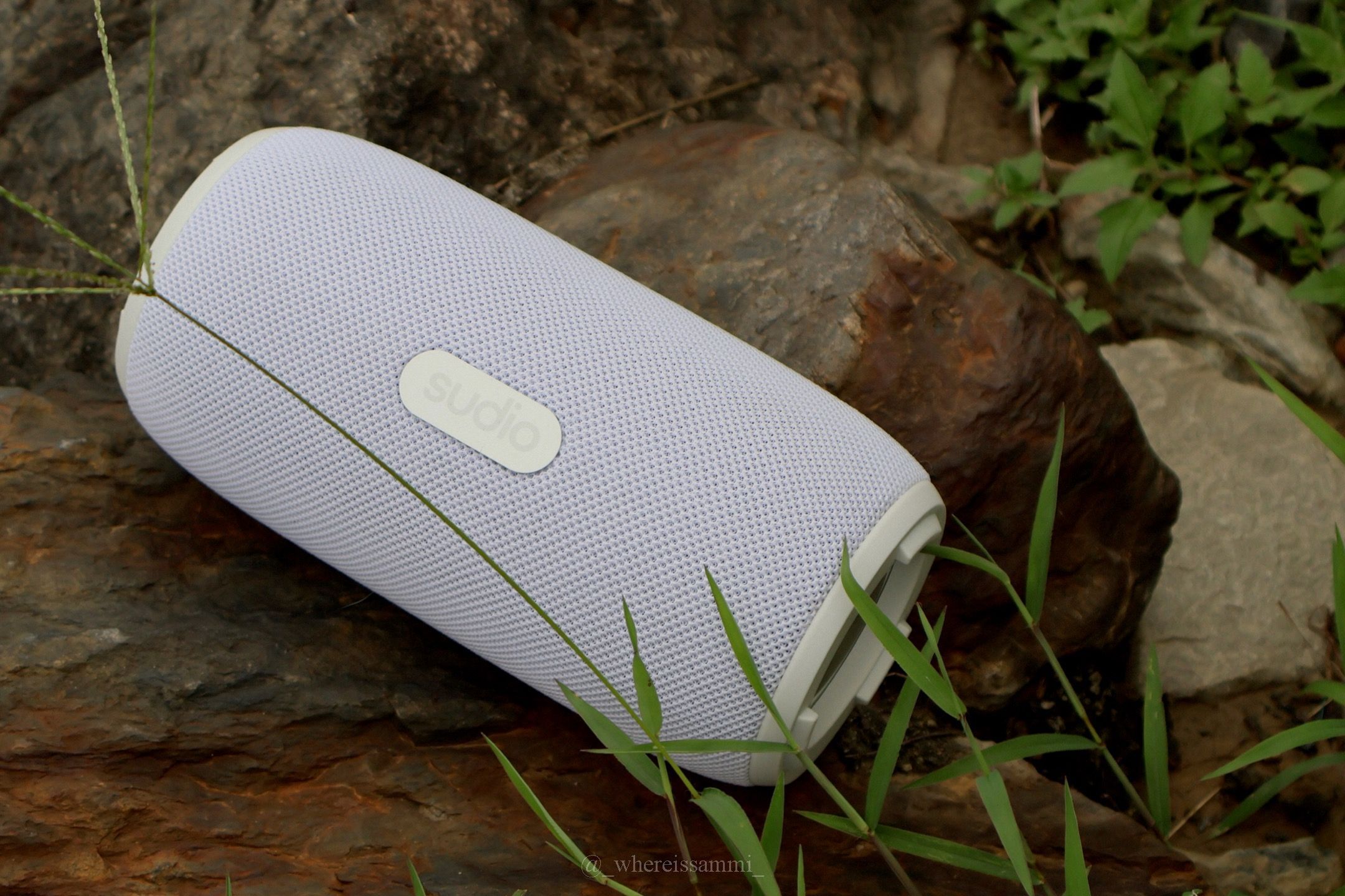 全球線上｜Sudio F5 Pro 藍芽音響．低調簡約設計，