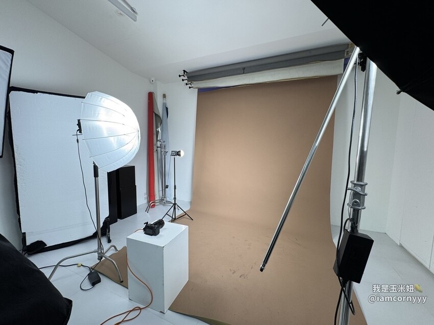 台中拍形象照與證件照，春山相館勤美店讓你自信美麗