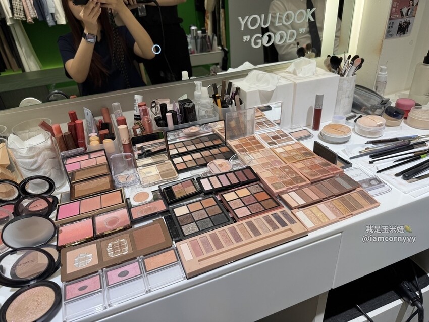 台中拍形象照與證件照，春山相館勤美店讓你自信美麗