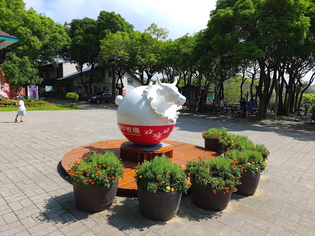 飛牛牧場 - 中心服務區 飛牛牧場 - 中心服務區