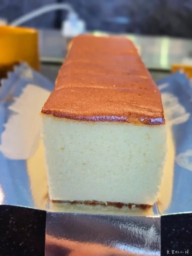 第二市場，全國只此一家坂神本舖長崎蛋糕，蛋香和麥芽甜香鬆軟與紮實口感｜第二市場美食｜台中老市場美食