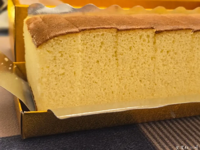 第二市場，全國只此一家坂神本舖長崎蛋糕，蛋香和麥芽甜香鬆軟與紮實口感｜第二市場美食｜台中老市場美食