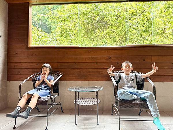 【新月塢溫泉】夜間泡湯體驗、美人湯的秘密、靜謐山林的完美輕旅