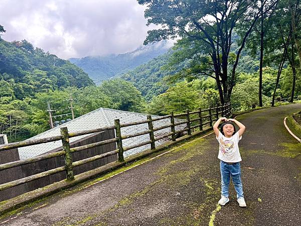 【新月塢溫泉】夜間泡湯體驗、美人湯的秘密、靜謐山林的完美輕旅