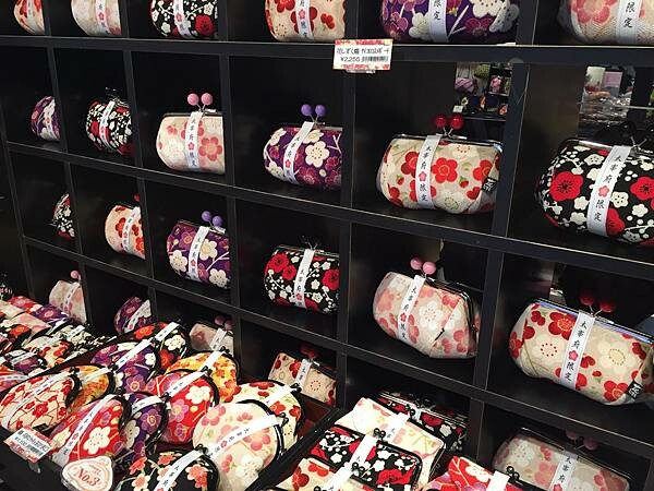 LINE_ALBUM_太宰府+福岡天神地下街_220205_105 LINE_ALBUM_太宰府+福岡天神地下街_220205_105