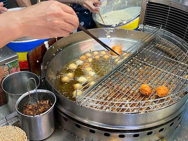 LINE_ALBUM_旺來八x安妮王的旅行記_250616_270