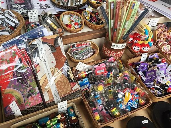 LINE_ALBUM_太宰府+福岡天神地下街_220205_125 LINE_ALBUM_太宰府+福岡天神地下街_220205_125