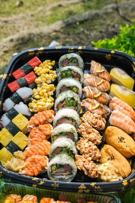 桃園市楊梅區「喵嗚壽司」豐富又平價的壽司外帶店