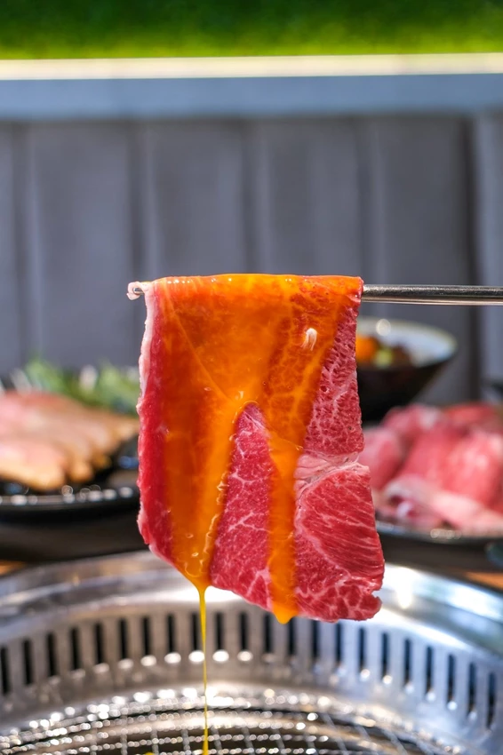 新竹市東區「揪好客」頭圍比「它」多一公分折「1元」