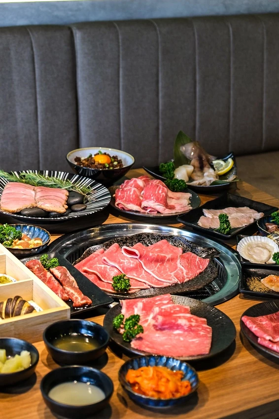 新竹市東區「揪好客」頭圍比「它」多一公分折「1元」