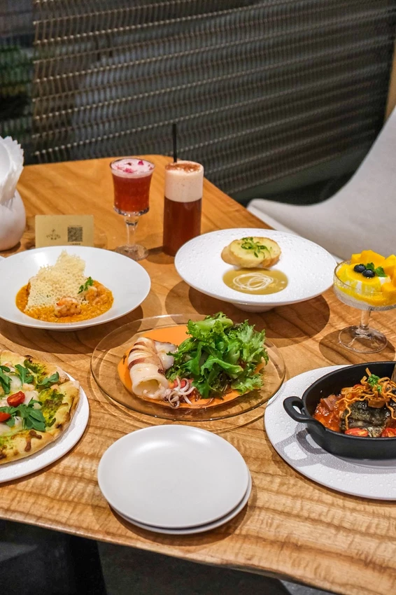 台北市中山區「Poetry 如詩」最美餐酒館在這