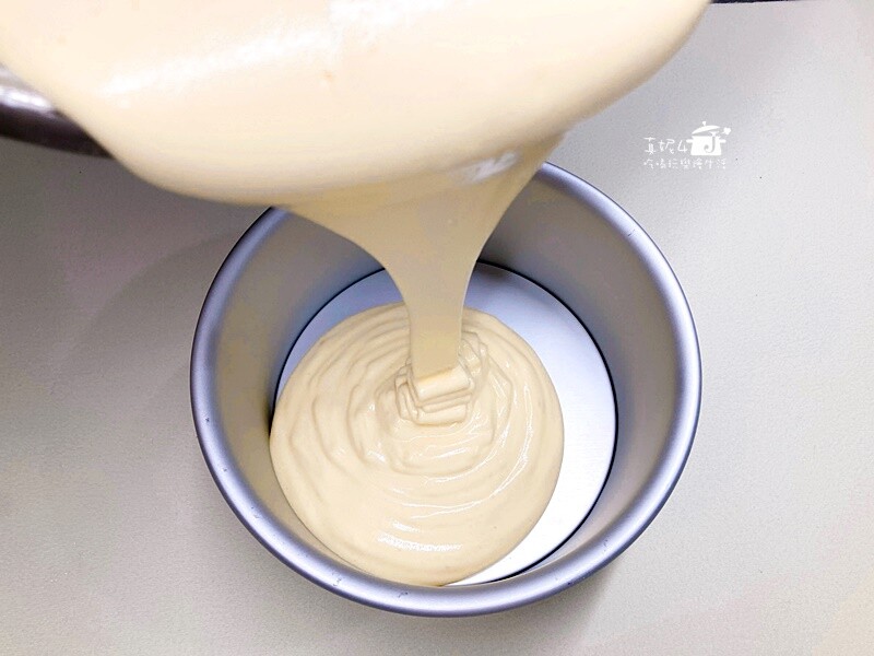 烘焙筆記!海鹽乳酪鮮奶油蛋糕製作全攻略，輕鬆告別奶油霜厚重感