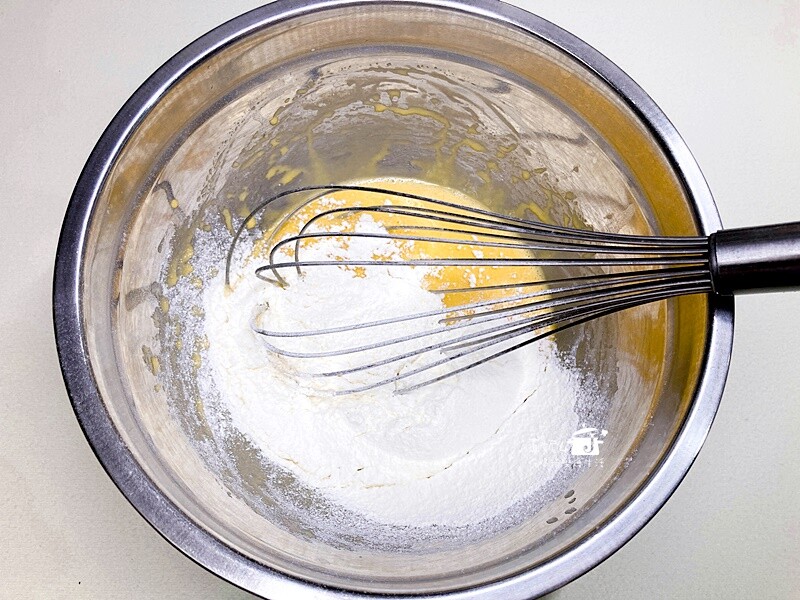 烘焙筆記!海鹽乳酪鮮奶油蛋糕製作全攻略，輕鬆告別奶油霜厚重感