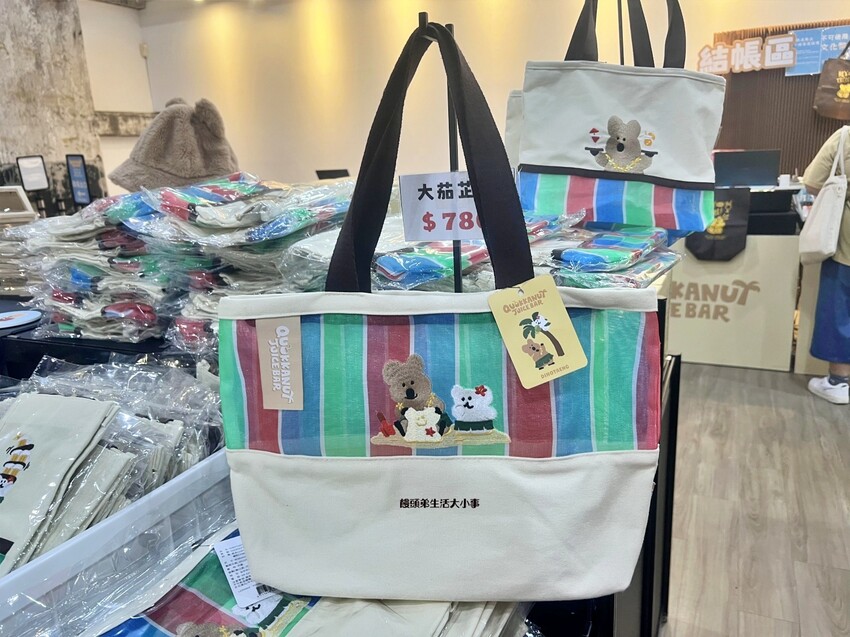 /tmp/phpzp1cn3 /tmp/phpzp1cn3