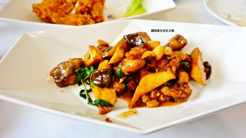 /tmp/phpd9vUHO /tmp/phpd9vUHO