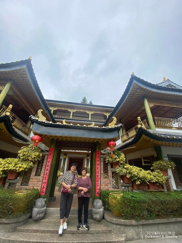 梅山巧雲小棧龍王金殿,體驗金光閃閃仙氣十足的嘉義景點