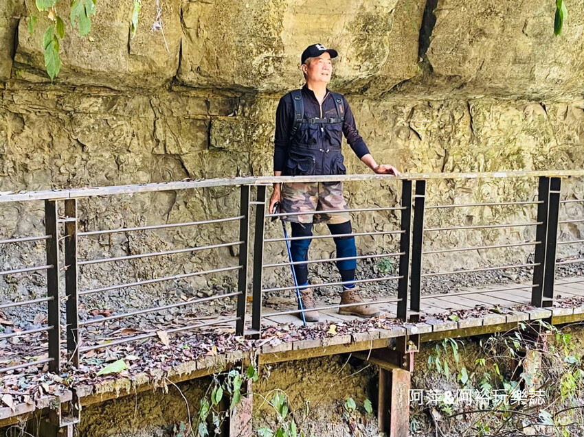 嘉義梅山竹坑溪步道！龍宮瀑布水濂洞秘境，感受大自然磅礴力量。