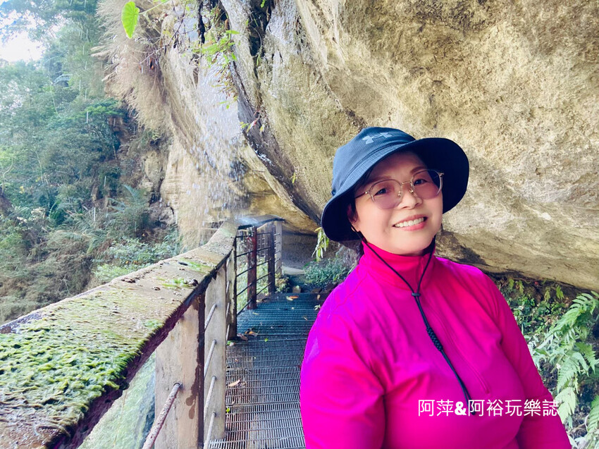 嘉義梅山竹坑溪步道！龍宮瀑布水濂洞秘境，感受大自然磅礴力量。