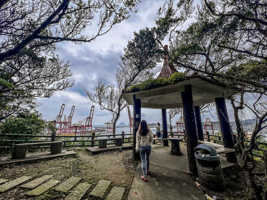 基隆仙洞巖佛手洞，台版地下城奇觀，必訪基隆景點推薦