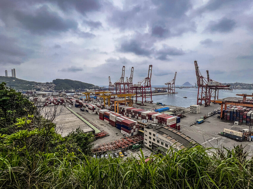 基隆仙洞巖佛手洞，台版地下城奇觀，必訪基隆景點推薦