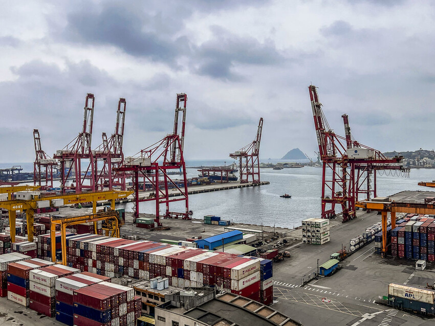 基隆仙洞巖佛手洞，台版地下城奇觀，必訪基隆景點推薦