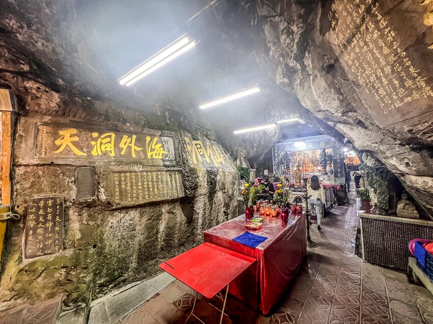 基隆仙洞巖佛手洞，台版地下城奇觀，必訪基隆景點推薦