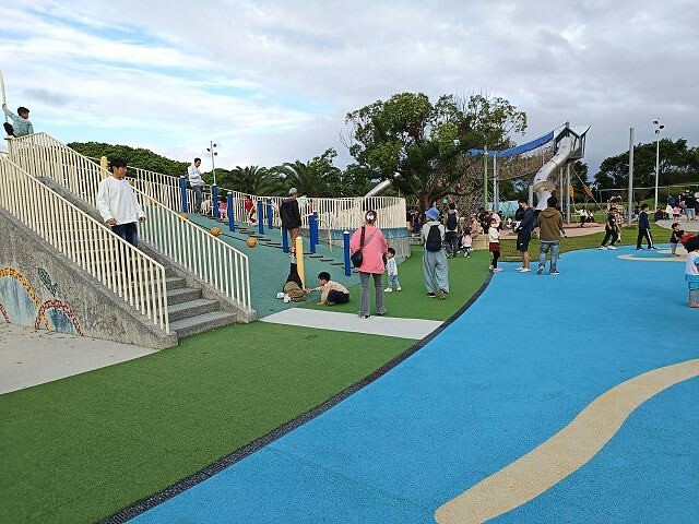 地球旅行遊戲場！台北親子景點首選，多元遊具邊玩邊看飛機，滿足各年齡層需求