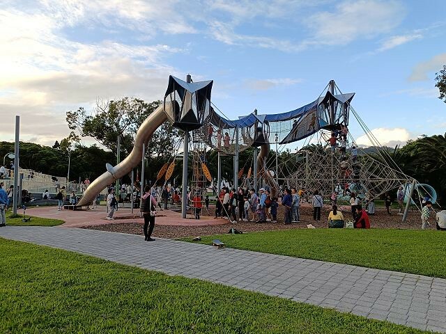 地球旅行遊戲場！台北親子景點首選，多元遊具邊玩邊看飛機，滿足各年齡層需求