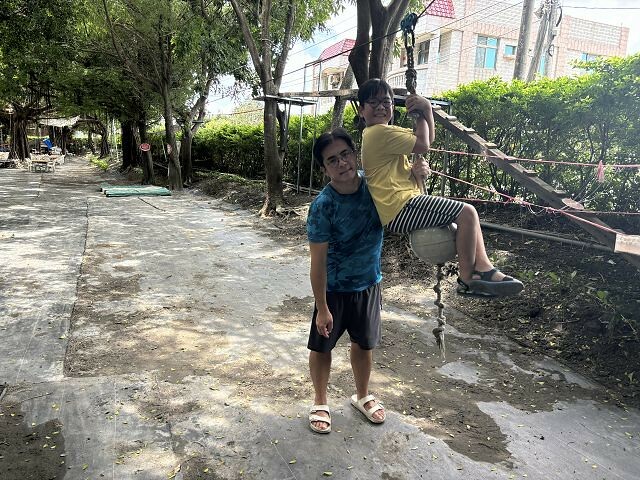 彰化親子景點首選！ 暑假必衝沐卉親子農場，沁涼水滑梯、彩虹瀑布全家都玩翻