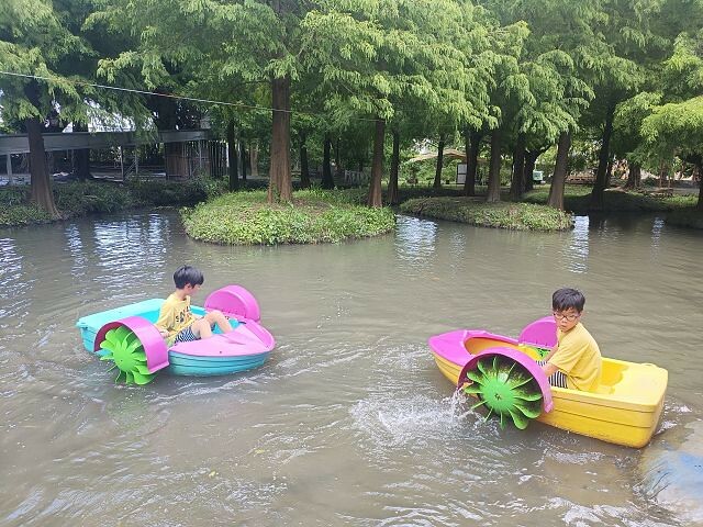 彰化親子景點首選！ 暑假必衝沐卉親子農場，沁涼水滑梯、彩虹瀑布全家都玩翻