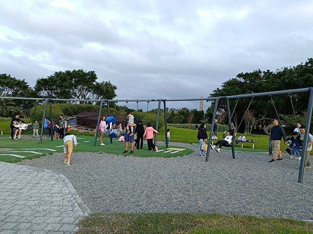 地球旅行遊戲場！台北親子景點首選，多元遊具邊玩邊看飛機，滿足各年齡層需求