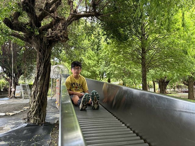 彰化親子景點首選！ 暑假必衝沐卉親子農場，沁涼水滑梯、彩虹瀑布全家都玩翻