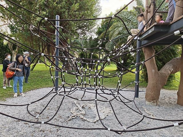 地球旅行遊戲場！台北親子景點首選，多元遊具邊玩邊看飛機，滿足各年齡層需求