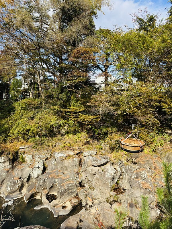日本岩手飛天糰子！百年郭公飛天糰子超特別，裝籃子飛越溪谷運給你。