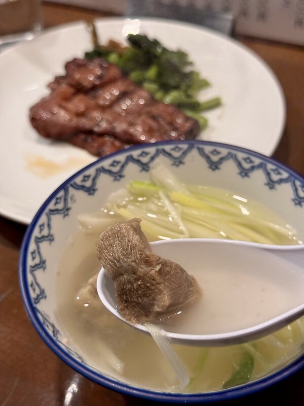 日本仙台牛舌傳奇老店！味太助本店超過70年烤牛舌，老饕必吃仙台美食。