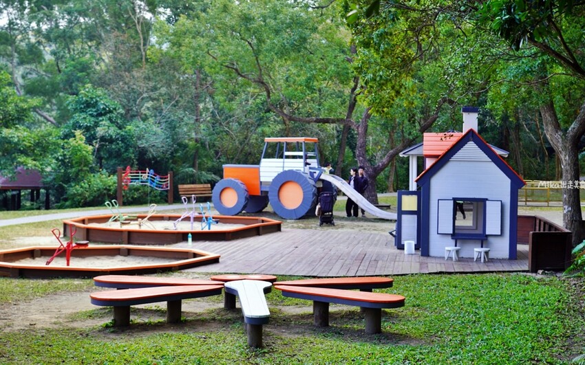 飛牛牧場親子越野障礙賽！苗栗大草原上的跑酷盛會，十二關卡等你來玩