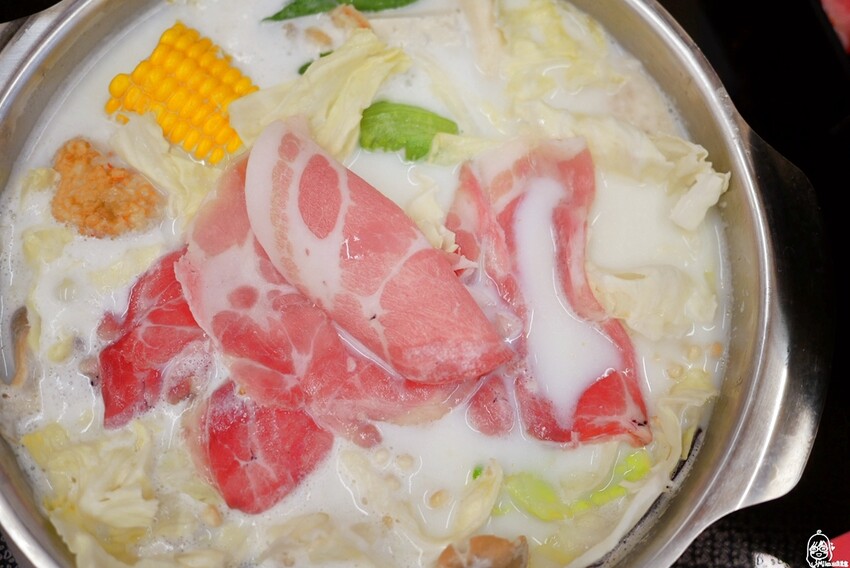 飛牛牧場親子越野障礙賽！苗栗大草原上的跑酷盛會，十二關卡等你來玩