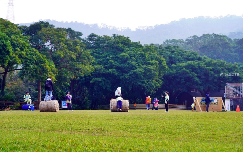 飛牛牧場親子越野障礙賽！苗栗大草原上的跑酷盛會，十二關卡等你來玩